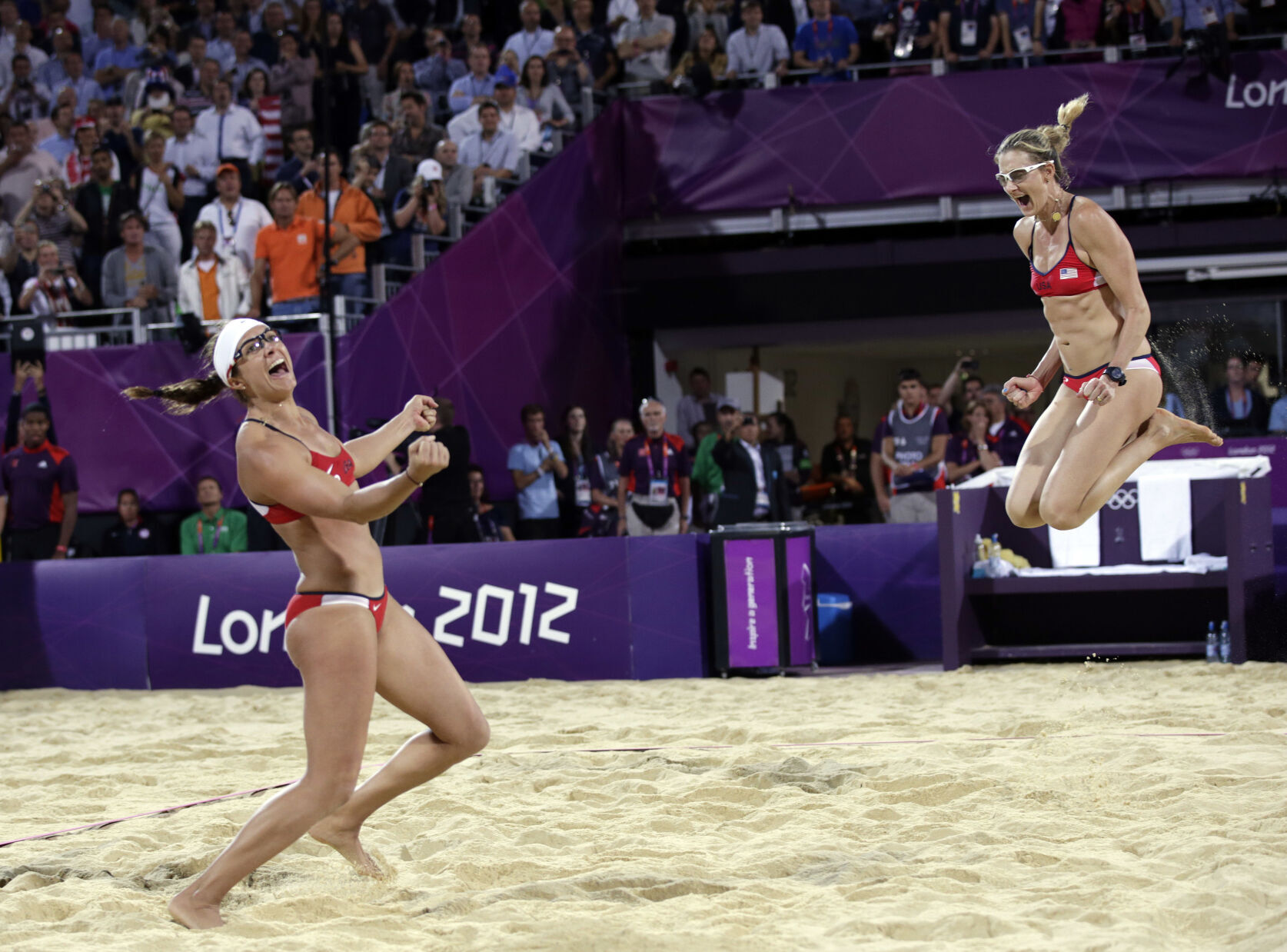 2012: Misty May-Treanor, Kerri Walsh Jennings win third gold medal